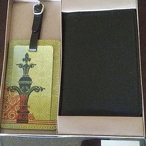 2 Piece Travel Leatherette Set